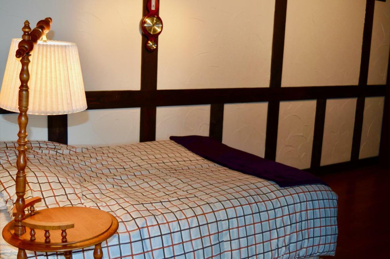 Oceanfront Suite Gibsons Bagian luar foto